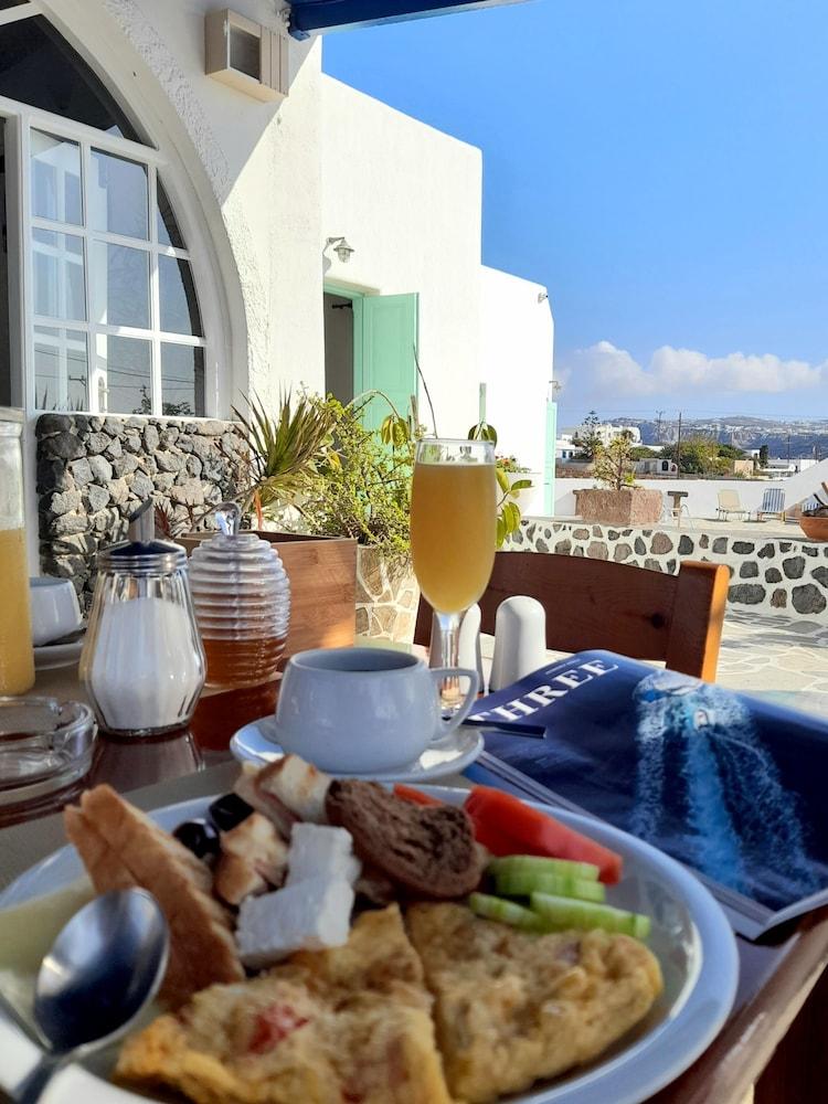 Adamastos Hotel Akrotiri  Exterior photo