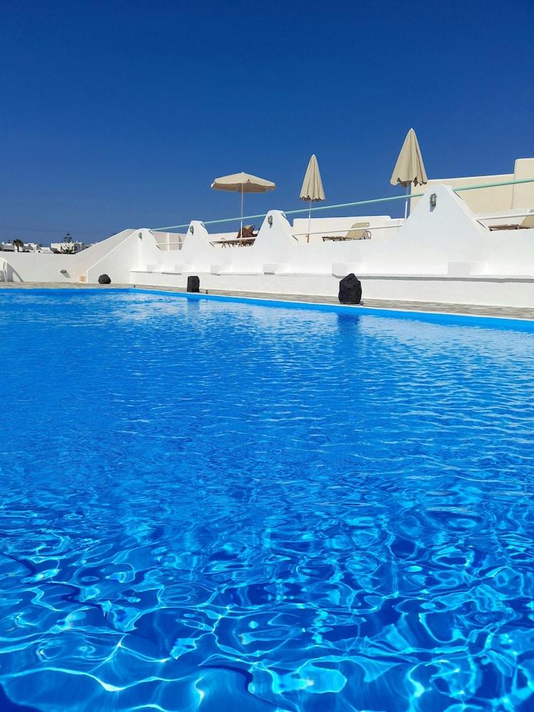 Adamastos Hotel Akrotiri  Exterior photo